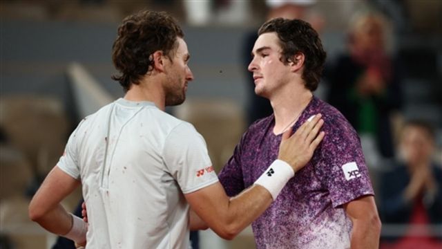 French Open: जोकोविक के बाद फोंसेका ने रूड को किया बाहर