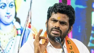 'कृपया इंतजार करें', पार्टी छोड़ने की अटकलों के बीच अन्नामलाई ने बीजेपी अध्यक्ष नितिन नवीन से की मुलाकात