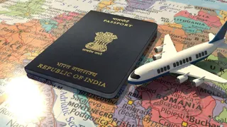 New Visa Rules: पश्चिम एशिया संकट के बाद भारत ने बदले वीजा नियम, 180 दिन की टाइमलाइन वाला रूल लागू