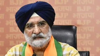 डीएमसी चुनाव को लेकर एलजी संधू से निष्पक्ष जांच की मांग।