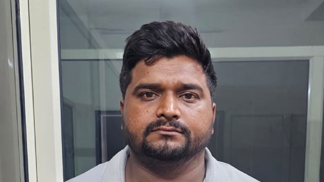 UP और बिहार के पुलिस अफसरों को ठग रहा 10 वीं फेल युवक गिरफ्तार, SP क्राइम मुख्यालय बताकर लेता था झांसे में