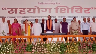 मोतीपुर की परसौनी नाथ पंचायत में सहयोग शिविर का निरीक्षण सीएम सम्राट चौधरी। जागरण