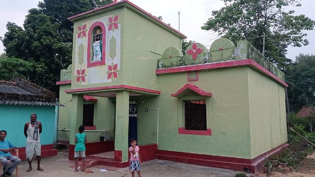 Chaibasa के कुमारडुंगी में नकाबपोश बदमाशों ने दुकानदार के परिवार को बंधक बनाकर लूटे 30 हजार, चार दिन में दूसरी वारदात
