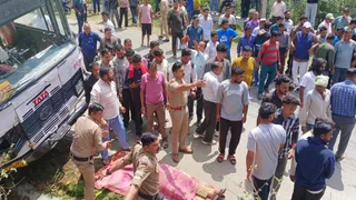 चंपावत बस हादसे की तस्वीर