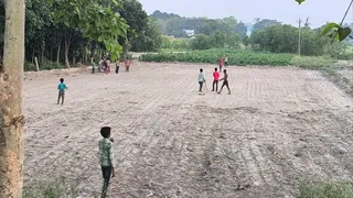 वैभव सूर्यवंशी की राह पर चल पड़े गांव के बच्चे