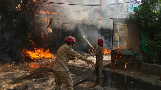 जागरण संपादकीय: अंधेरगर्दी की आग