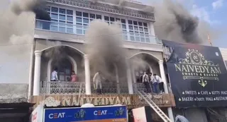 फिरोजपुर छावनी के मशहूर रेस्टोरेंट में लगी आग (फोटो: जागरण)