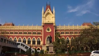 कलकत्ता हाई कोर्ट ने केएमसी से मांगी सात दिन में रिपोर्ट।