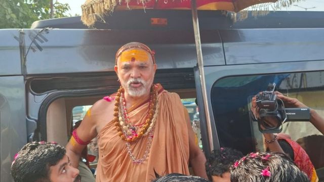'गाय मारी जा रही है और दोषी वो हैं जो खुद को गो भक्त कहते थे'; कन्नौज में बोले स्वामी अविमुक्तेश्वरानंद
