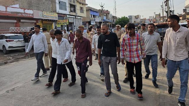फतेहाबाद सचिन हत्याकांड: SP का एक्शन, CIA इंचार्ज सस्पेंड और SHO का तबादला; हत्यारों के सिर मुंडवा बाजार में घुमाया
