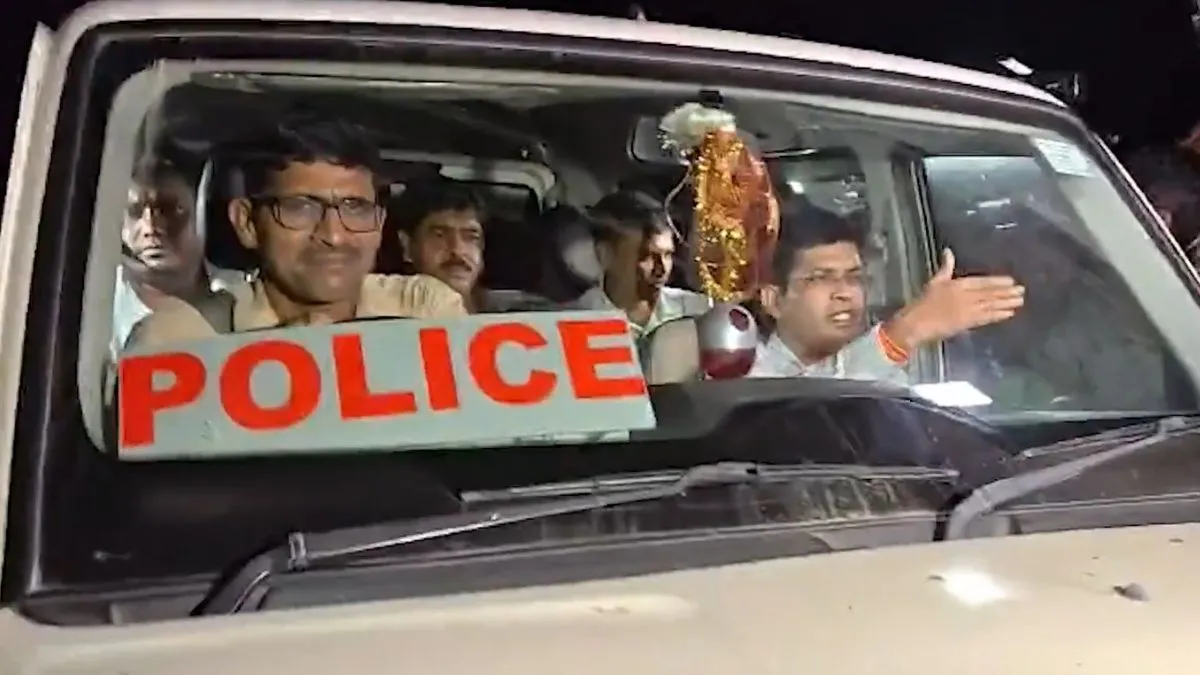 बंगाल में एनआईए का बड़ा एक्शन, बम विस्फोट मामले में TMC का पूर्व विधायक शौकत मोल्ला गिरफ्तार