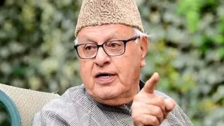 राज्य का दर्जा और संवैधानिक गारंटी की मांग के बीच फारूक अब्दुल्ला का तीखा बयान।