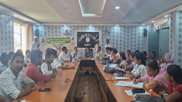 जमुआ में मतदाता सूची पुनरीक्षण: राजनीतिक दलों को बीएलए सूची जमा करने का निर्देश
