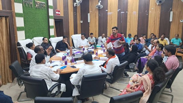 गया के सभी वार्डों में खुलेंगे पुस्तकालय, गांधी मैदान क्षेत्र होगा प्रदूषण मुक्त; मेयर वीरेंद्र कुमार ने की घोषणा
