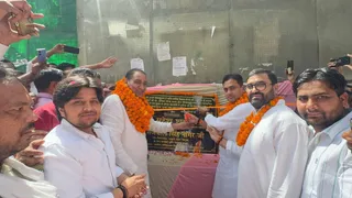 दादरी विधानसभा क्षेत्र के कुलेसरा में विकास कार्यों का शिलान्यास करते विधायक तेजपाल नागर, जिलाध्यक्ष अभिषेक शर्मा व अन्य। सौ- आयोजक