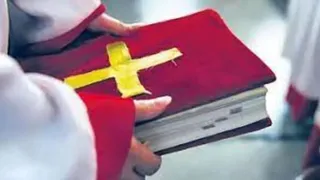 विभिन्न प्रकार के प्रलोभन देकर ईसाई मत अपनाने के लिए प्रेरित किया जा रहा था
