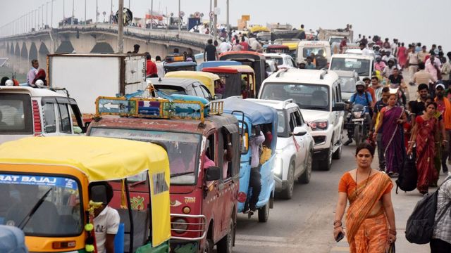 Bhagalpur Vikramshila Setu: बेली ब्रिज खुलने के बाद विक्रमशिला सेतु पर लगा महाजाम, घंटों फंसे रहे वाहन
