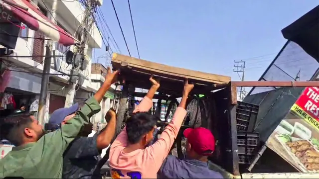 जम्मू में अतिक्रमण पर नगर निगम का बड़ा एक्शन, तीन ट्रक सामान जब्त, 30 जून तक जारी रहेगा अभियान
