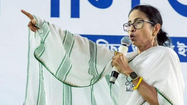 ममता बनर्जी खेमे ने बागी नेताओं को दी चुनौती। (फाइल फोटो- पीटीआई)