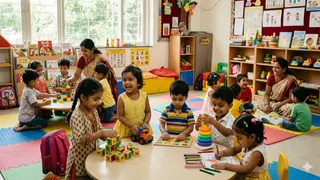 अब डेकेयर में हर बच्चे की मॉनीटरिंग करेगी नोएडा पुलिस। फोटो: एआई जनरेटेड