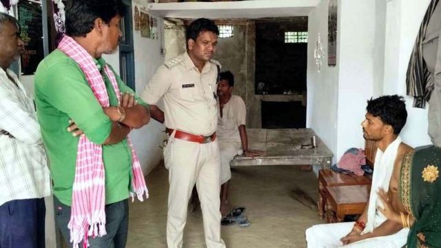 मधुबनी में महिला की पीट पीटकर हत्या के बाद शव जलाया, पुलिस हिरासत में पति और पुत्र 
