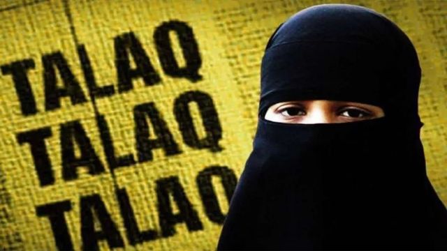 दो पत्नियों के विवाद के बाद पति ने एक को तीन तलाक देकर घर से निकाला, महिला ने दर्ज कराया मुकदमा 
