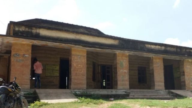 दरभंगा में जहां ठहरते थे बड़े नेता, वहां अब लगता है जुआरियों का जमावड़ा
