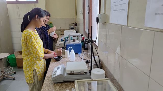 सौर ऊर्जा से उत्पादित हाइड्रोजन बनेगा पेट्रोलियम पदार्थों का विकल्प, JP यूनिवर्सिटी में हो रहा शोध; BARC में होगा परीक्षण
