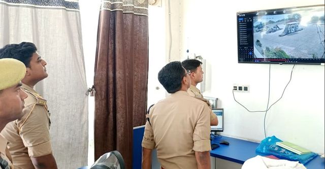 बोरी में मिली महिला की लाश, चेहरे पर बेरहमी के निशान, प्रयागराज-कानपुर हाईवे किनारे फेंककर फरार हुए हत्यारे
