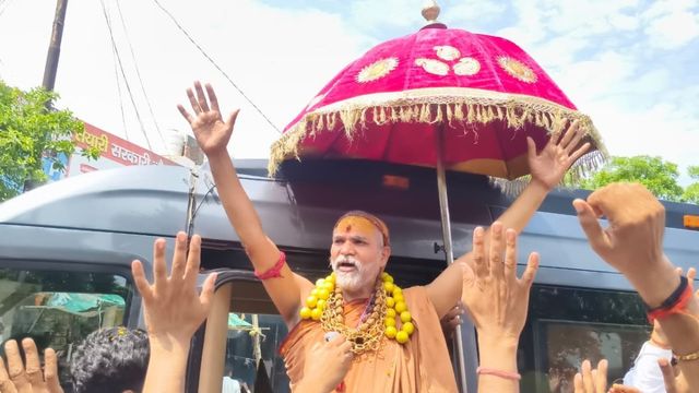 'जो देगा गऊ माता को चोट, हम नहीं देंगे उसको वोट'; अलीगढ़ में बोले स्वामी अविमुक्तेश्वरानंद
