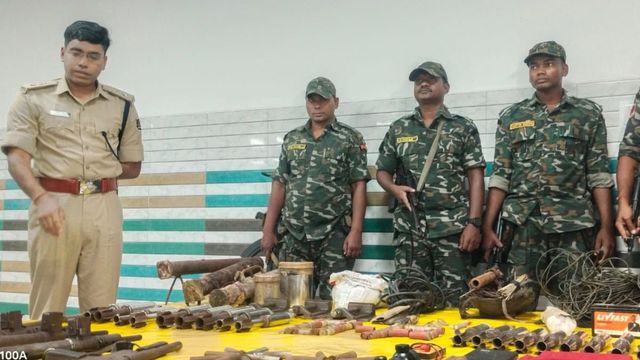ओडिशा: माओवादियों के ठिकानों से हथियार और विस्फोटक बरामद, मलकानगिरी पुलिस को मिली सफलता

