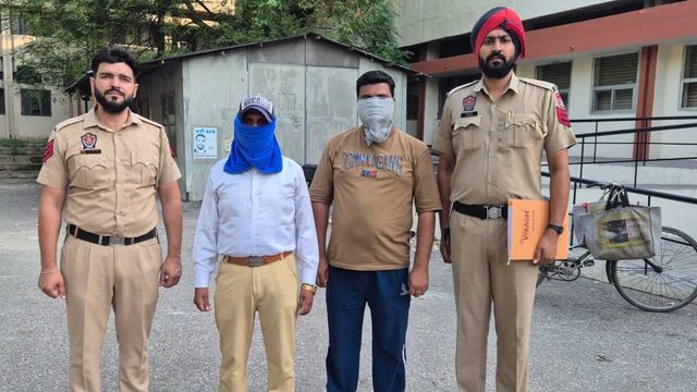 पंजाब में पहली बार कूड़ा फेंकने पर पुलिस की कार्रवाई, तीन लोग गिरफ्तार
