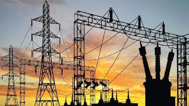 यूपी में बिजली संकट के बीच बड़ा फैसला: 31 जुलाई तक विद्युत कर्मियों की छुट्टियां रद्द, तुरंत ड्यूटी पर लौटने का आदेश
