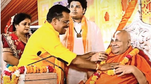 स्वामी रामभद्राचार्य का आह्वान, राम के अपमान का बदला लिया, अब कृष्ण जन्मभूमि के लिए संघर्ष