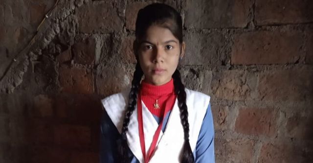 कानपुर में डंपर की टक्कर से 12वीं की छात्रा की मौत, पिता घायल; 30 मीटर तक घिसटती रही

