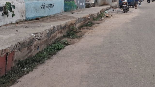 करोड़ों खर्च फिर भी जलमग्न हुई रांची, सड़कों से ऊंची नालियों और एसटीपी घेराबंदी ने रोकी पानी की निकासी