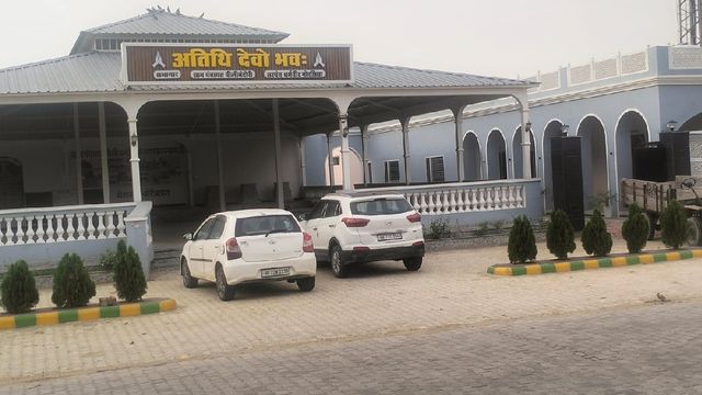 हरियाणा के गांवों के विकास से बदला इतिहास, अब AC की ठंडक और इंटरनेट के संग सज रही बुजुर्गों की महफिल