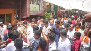 सूर्या हत्याकांड के मुख्य आरोपी असद के मकान का ध्वस्तीकरण टला।