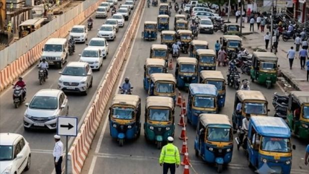 सावधान! बक्सर में आज बदली रहेगी ट्रैफिक व्यवस्था, शहर में बड़े वाहनों की रहेगी नो एंट्री
