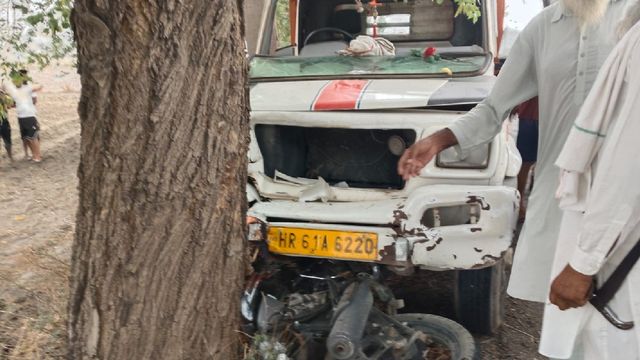 रतिया सड़क हादसा: विदेश से बच्चों के आने तक रुका अंतिम संस्कार, पिकअप ड्राइवर पर केस दर्ज
