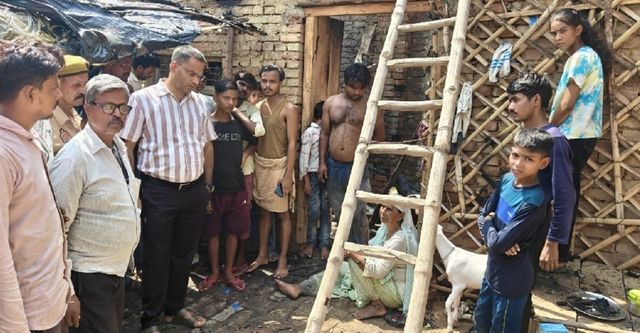 सिलिंडर फटने के बाद लेखपाल निलंबित, संघ ने बताया कार्रवाई को गलत
