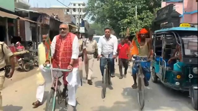 साइकिल से बेगूसराय के हरिगिरि धाम पहुंचे केंद्रीय मंत्री गिरिराज सिंह, पर्यावरण संरक्षण का दिया संदेश
