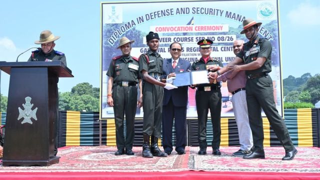 गढ़वाल राइफल्स की पहल: 238 अग्निवीरों को सैन्य ट्रेनिंग के साथ मिला 'डिफेंस एंड सिक्योरिटी मैनेजमेंट' में डिप्लोमा