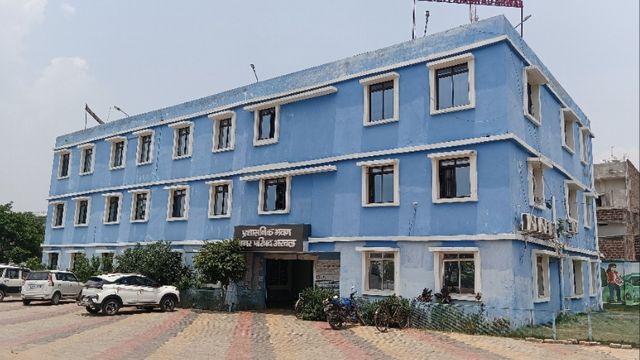 अरवल में नियमों की अनदेखी कर बन रहे अवैध मकान, राजस्व को भारी नुकसान
