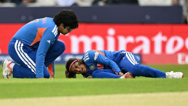 Women's T20 World Cup: भारतीय टीम को लगा करारा झटका, श्रेयंका पाटिल हुईं बाहर; रिप्‍लेसमेंट के नाम का एलान

