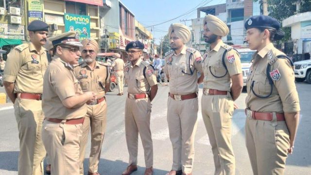 पंजाब के मुक्तसर में चोरों ने किया हाथ साफ, बैंक से लौट रही महिला की स्कूटी से उड़ाए दो लाख रुपये

