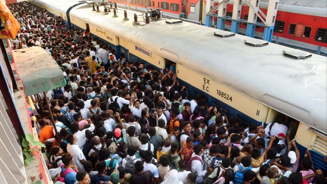 Re-NEET Exam 2026: परीक्षा केंद्र पहुंचने की टेंशन खत्म! छात्रों के लिए 9 स्पेशल ट्रेनें चलाएगा पूर्व मध्य रेलवे
