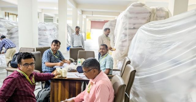 कानपुर देहात में भोले बाबा मिल्क फैक्ट्री पर छापा, 9.50 करोड़ का 1311 क्विंटल मिलावटी घी सीज, मंचा हड़कंप