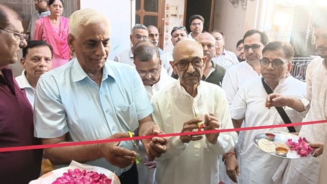 हापुड़ के श्री प्राचीन शिव मंदिर में 30वां वार्षिक उत्सव संपन्न, भव्य प्रवेश द्वार का उद्घाटन
