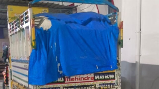 बाराबंकी में खाद कालाबाजारी पर बड़ी कार्रवाई, 85 बोरी यूरिया जब्त
